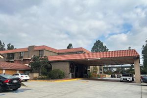 Alojamiento - Alhambra Hotel