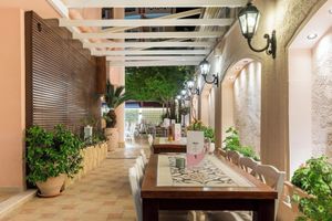 Alojamiento - Eliza Hotel by Panel Hospitality