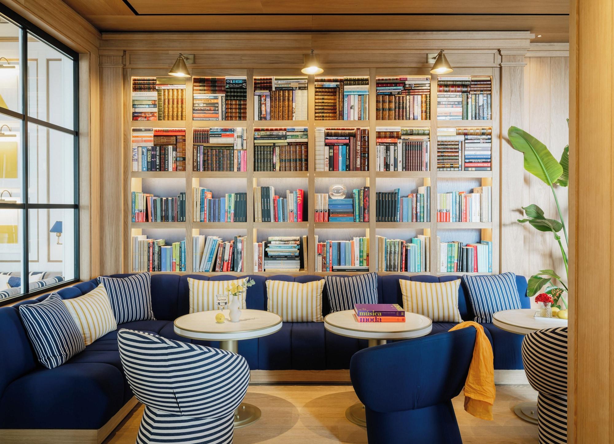 Vista Lobby MIM Sotogrande Member of Meliá Collection