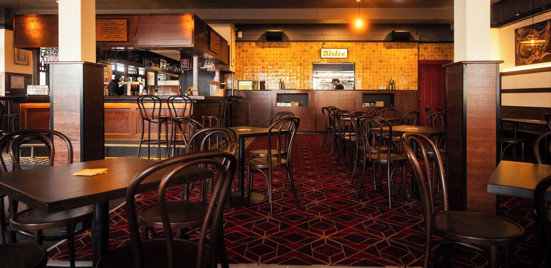 Restaurant The Bat & Ball Hostel