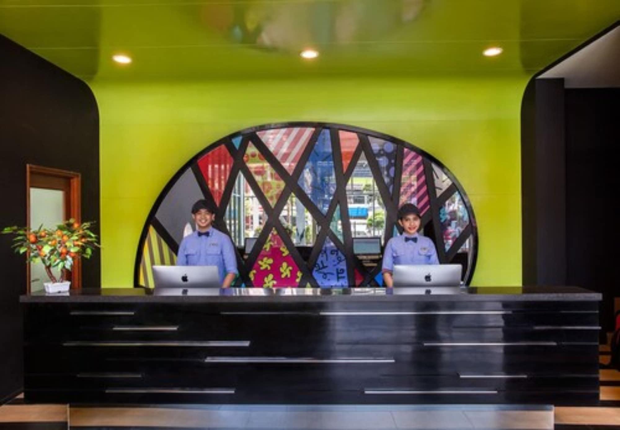 Vista Lobby MAXONE Tidar Surabaya