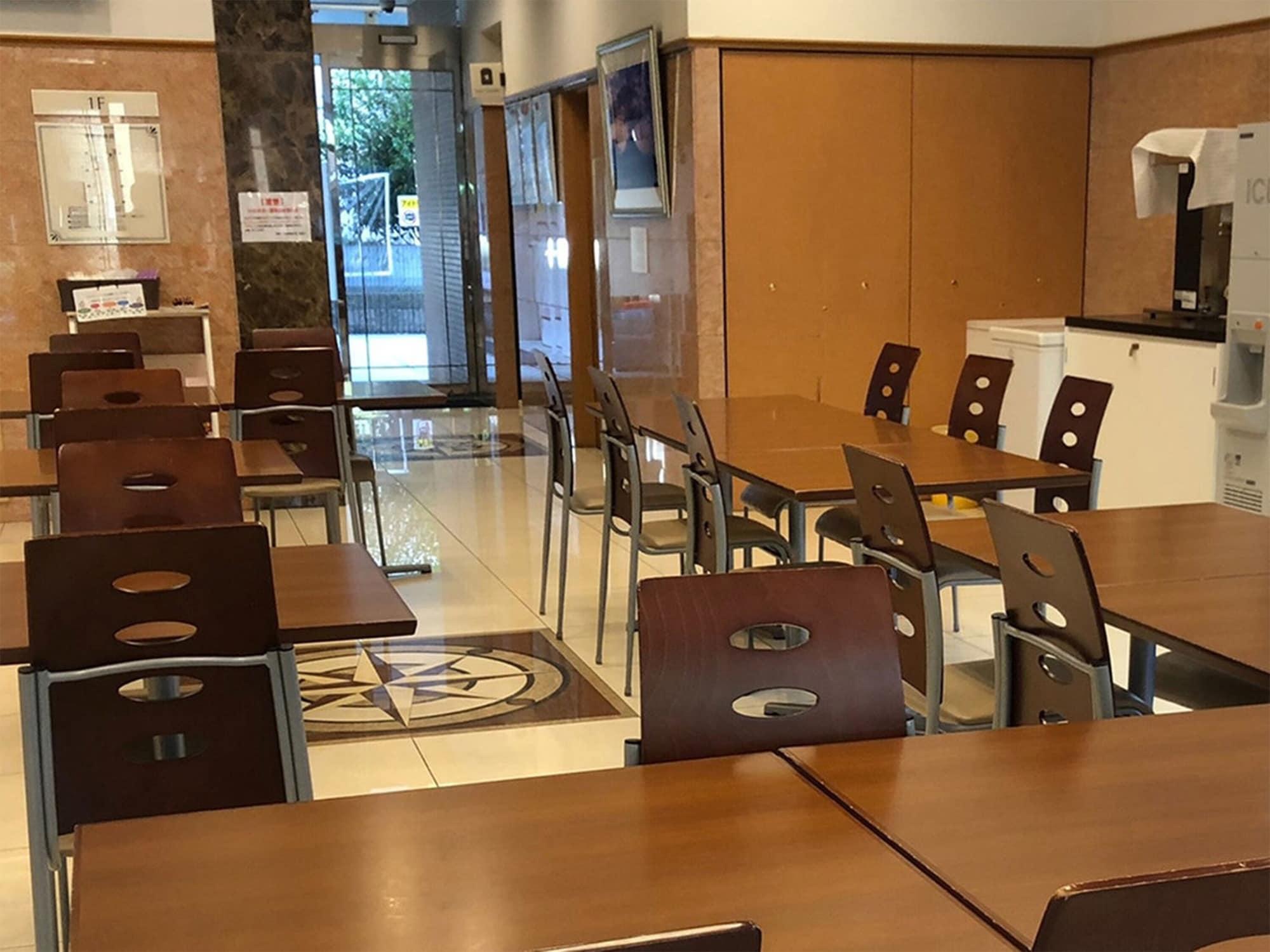 Vista Lobby Toyoko Inn Hiroshima-eki Minami-guchi Migi