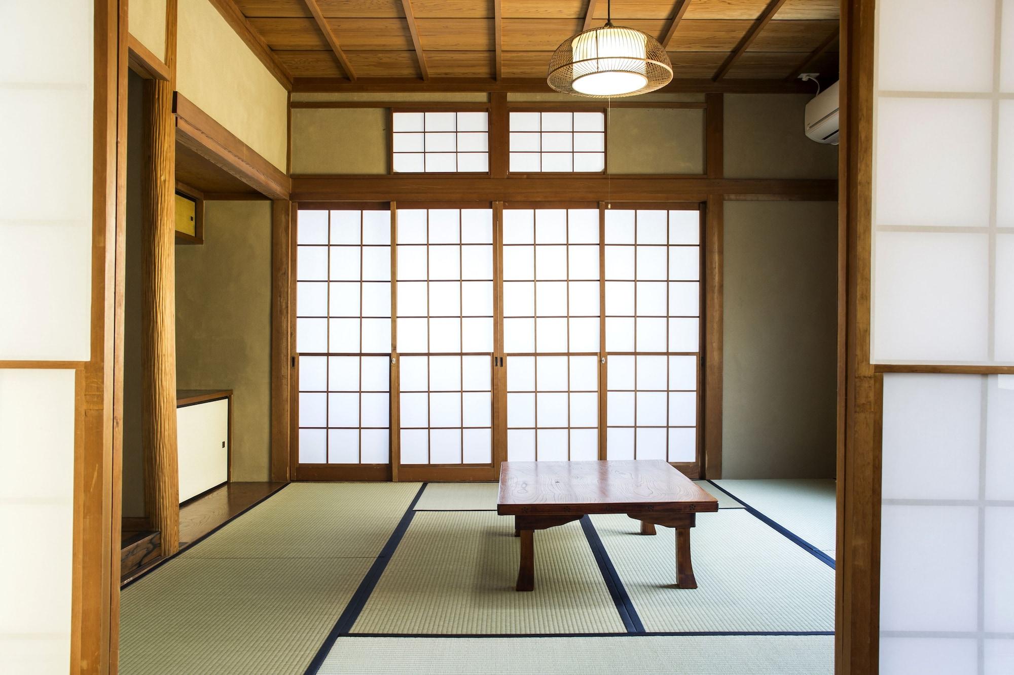 Equipamiento de Habitación Nagonoya Cafe Guest House - Hostel