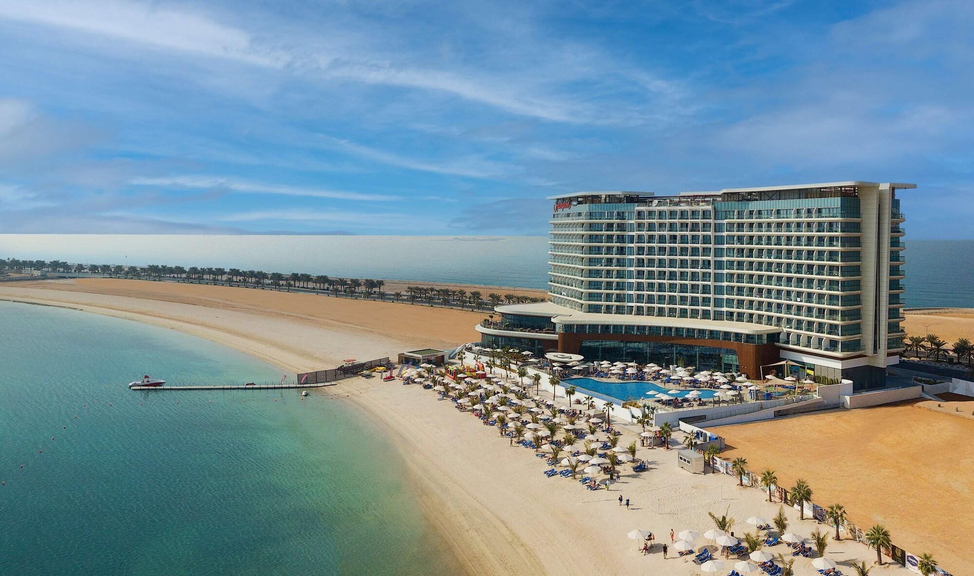Vista Exterior Hampton by Hilton Marjan Island