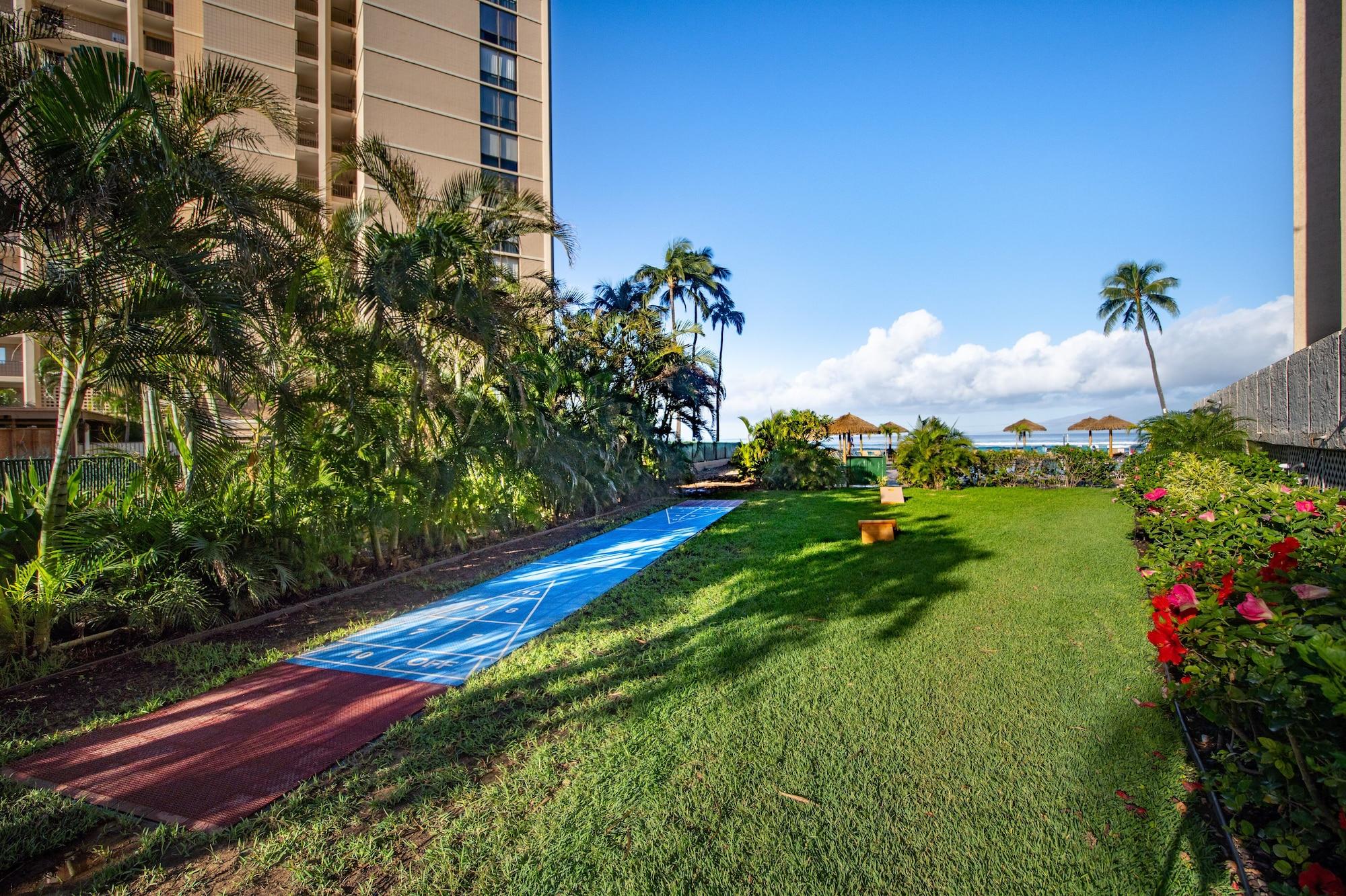 Vista Exterior Royal Kahana Maui by OUTRIGGER
