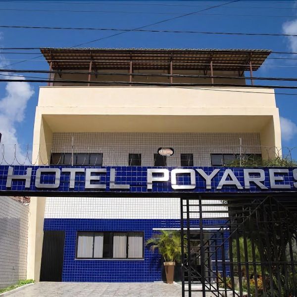 Hotel Poyares