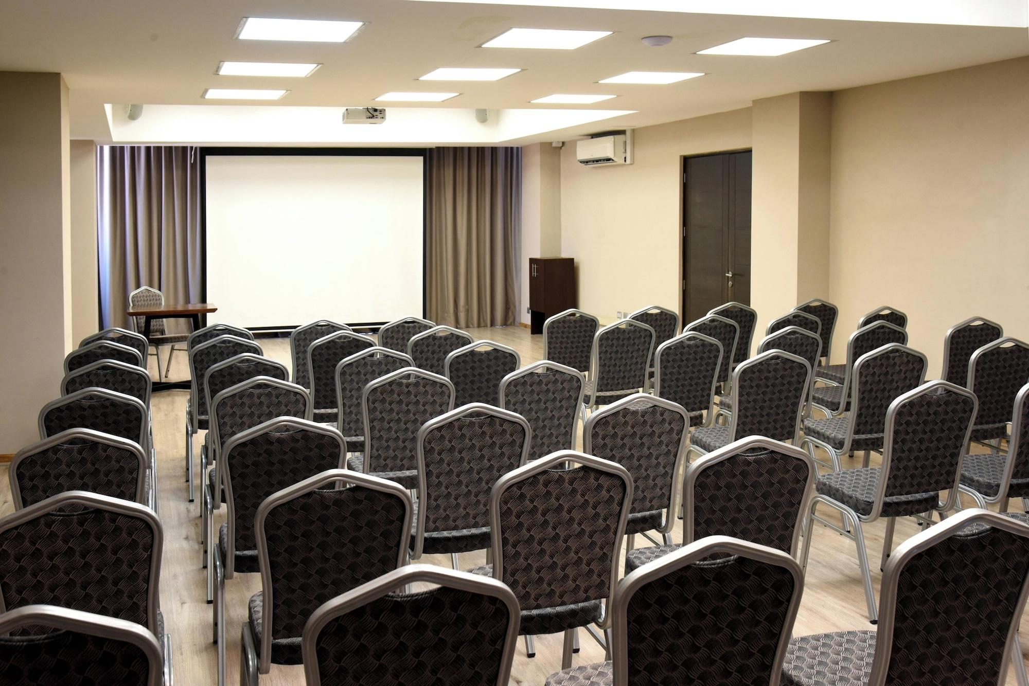 Sala de Reuniones Hotel HW Libertad