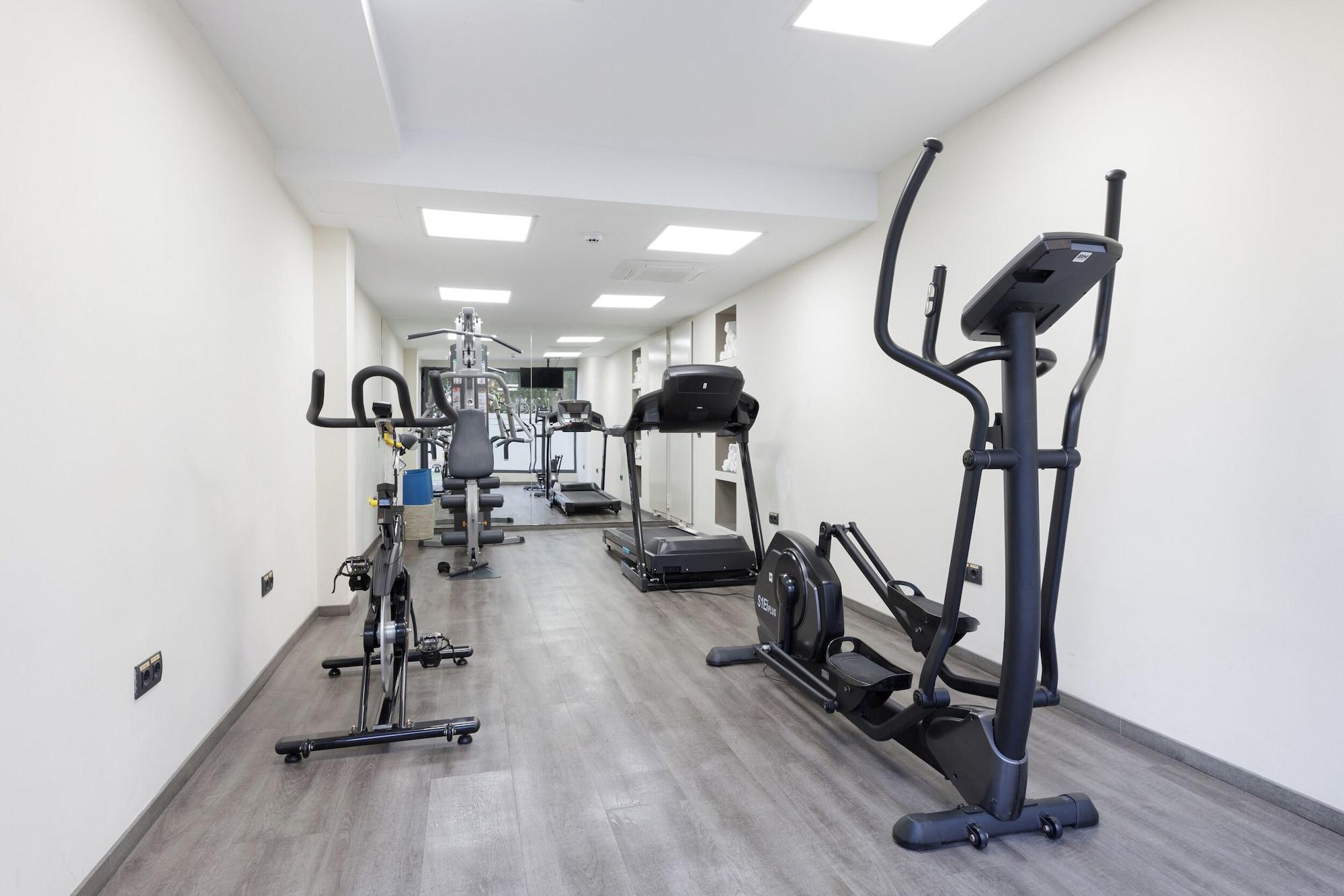 Gimnasio Civera Hotel