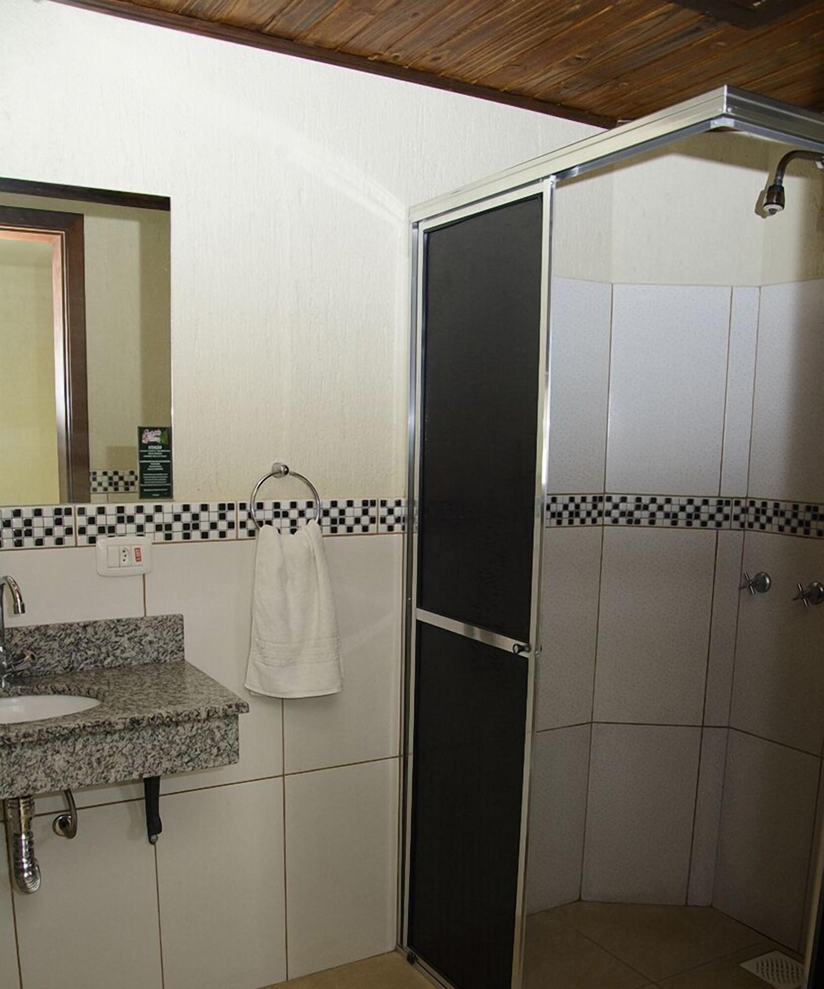 Equipamiento de Habitación Pousada dos Plátanos