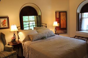 Alquiler Vacacional - Historic Cottage in West Chester PA - Two miles from town.