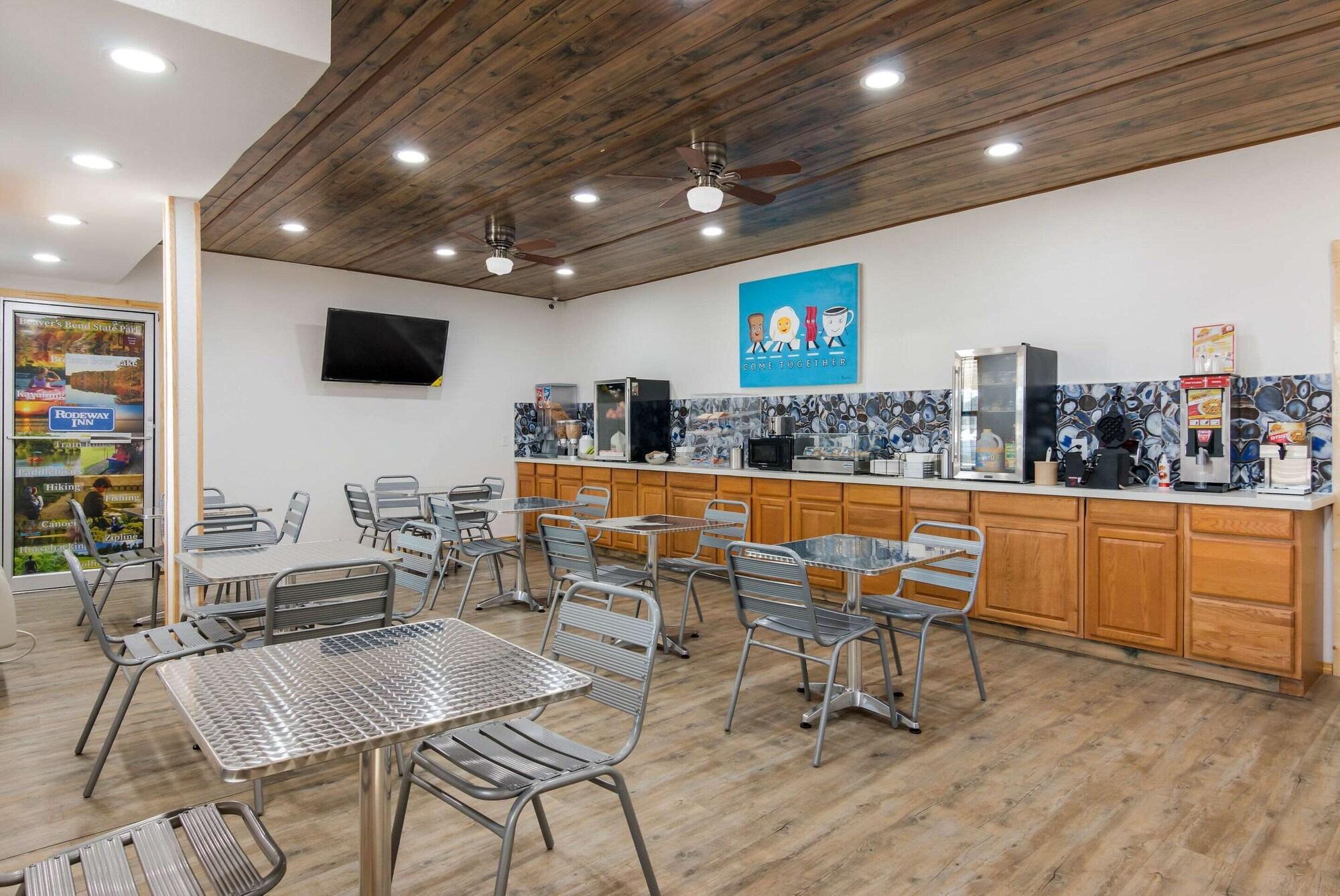 Restaurant Rodeway Inn Broken Bow - Hochatown