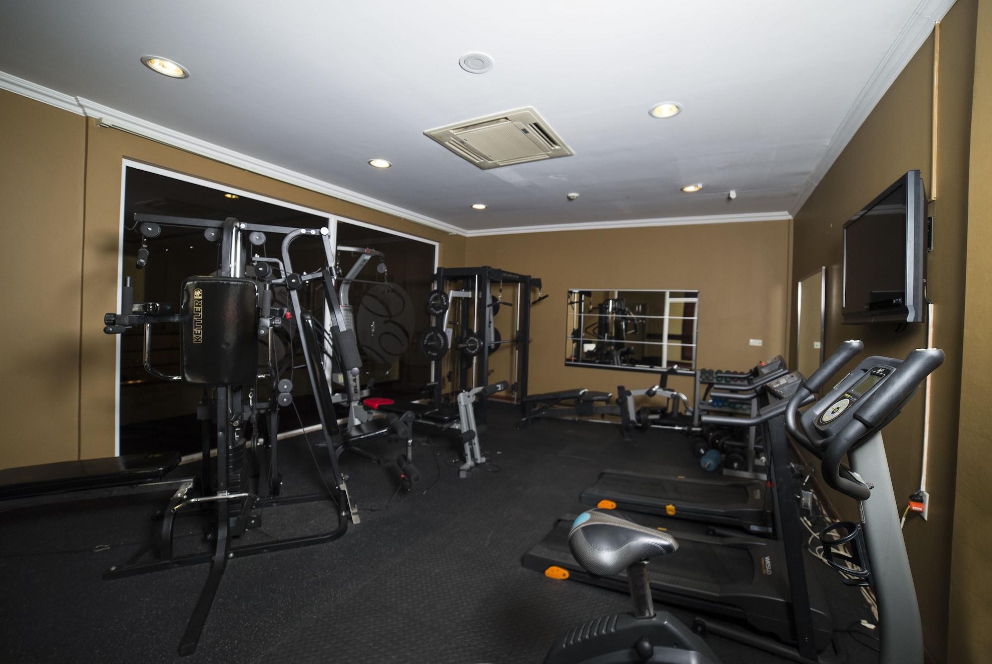Gimnasio Hotel Elegance N.V.