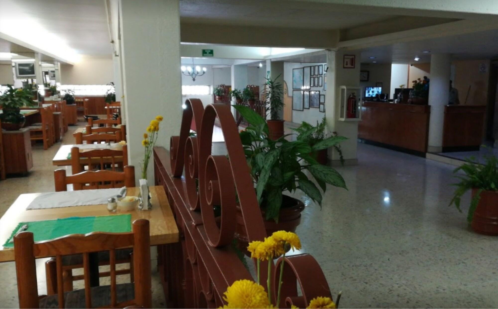 Bar/Salón Hotel Porhe