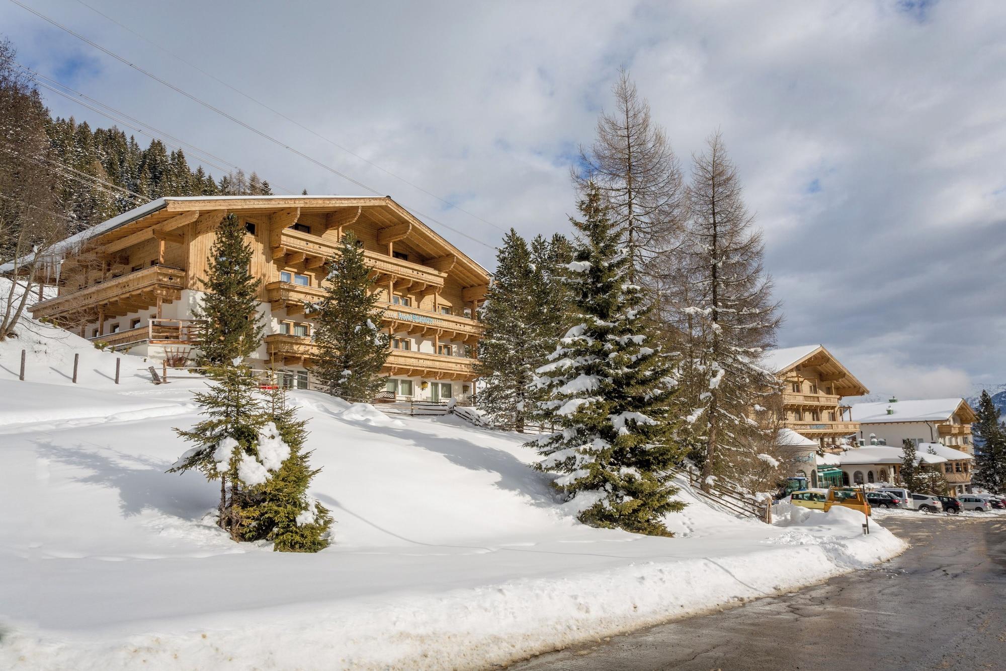 Vista Exterior Berghotel Ronach