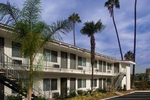 Alojamiento - Hotel Iris - San Diego
