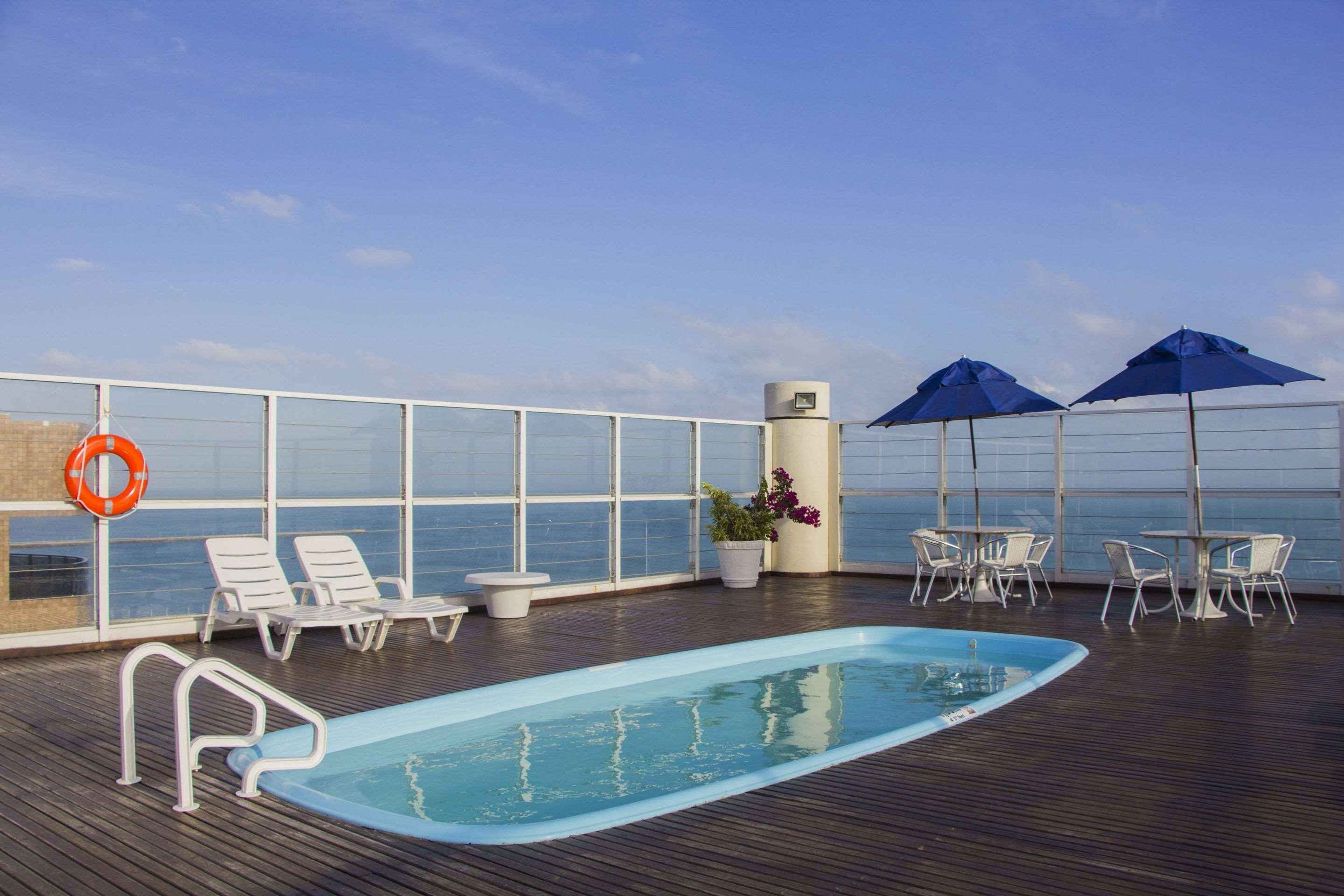 Vista Piscina Bourbon Hotel Fortaleza 