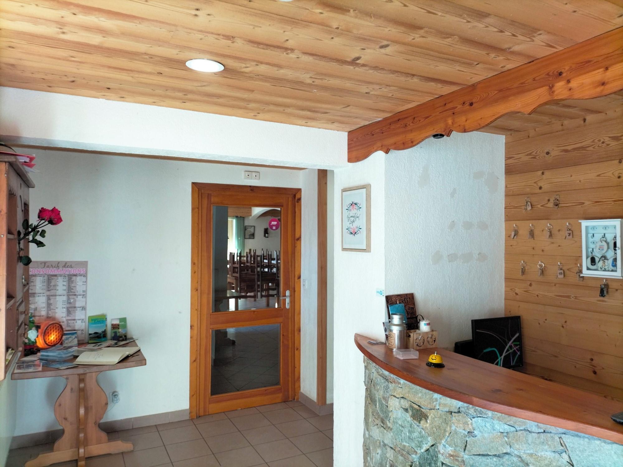 Vista Lobby Maison de Catherine