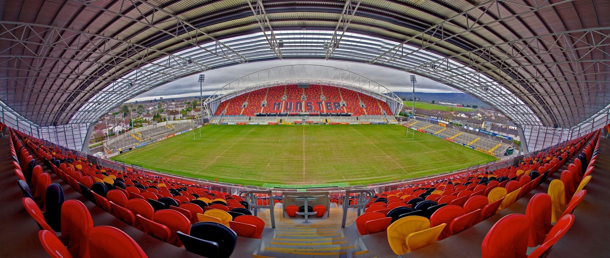 Vista Exterior Absolute Hotel Limerick