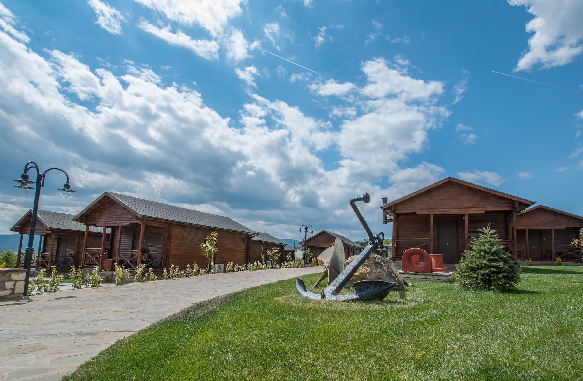 Varios Lotos Mountain Resort