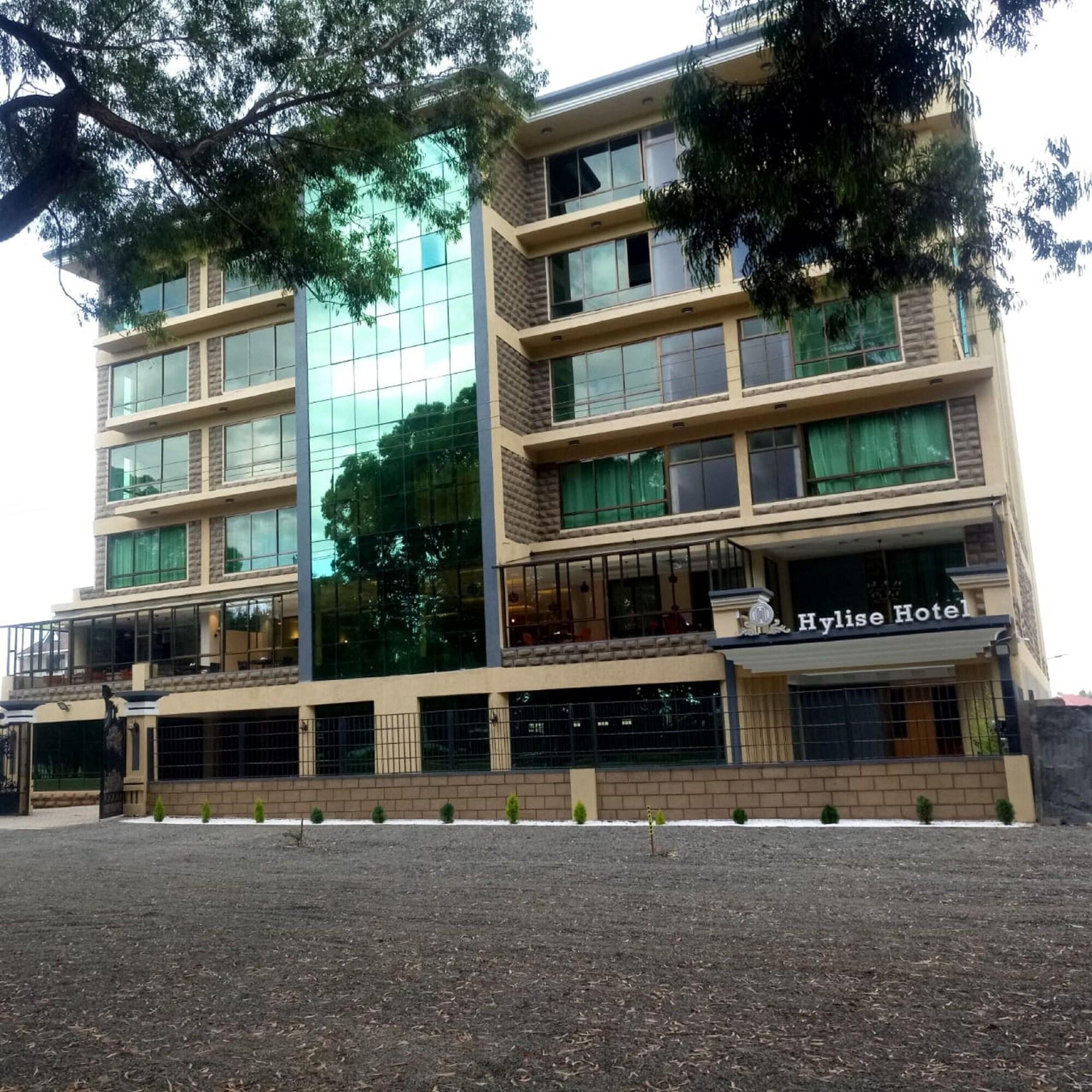 Varios Hylise Hotel