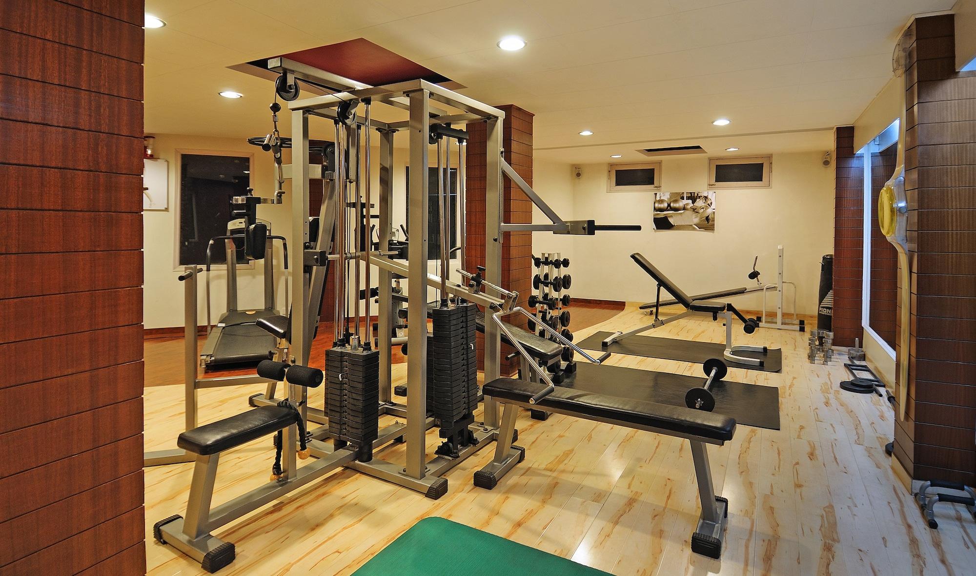 Gimnasio Renest River Country Resort Manali