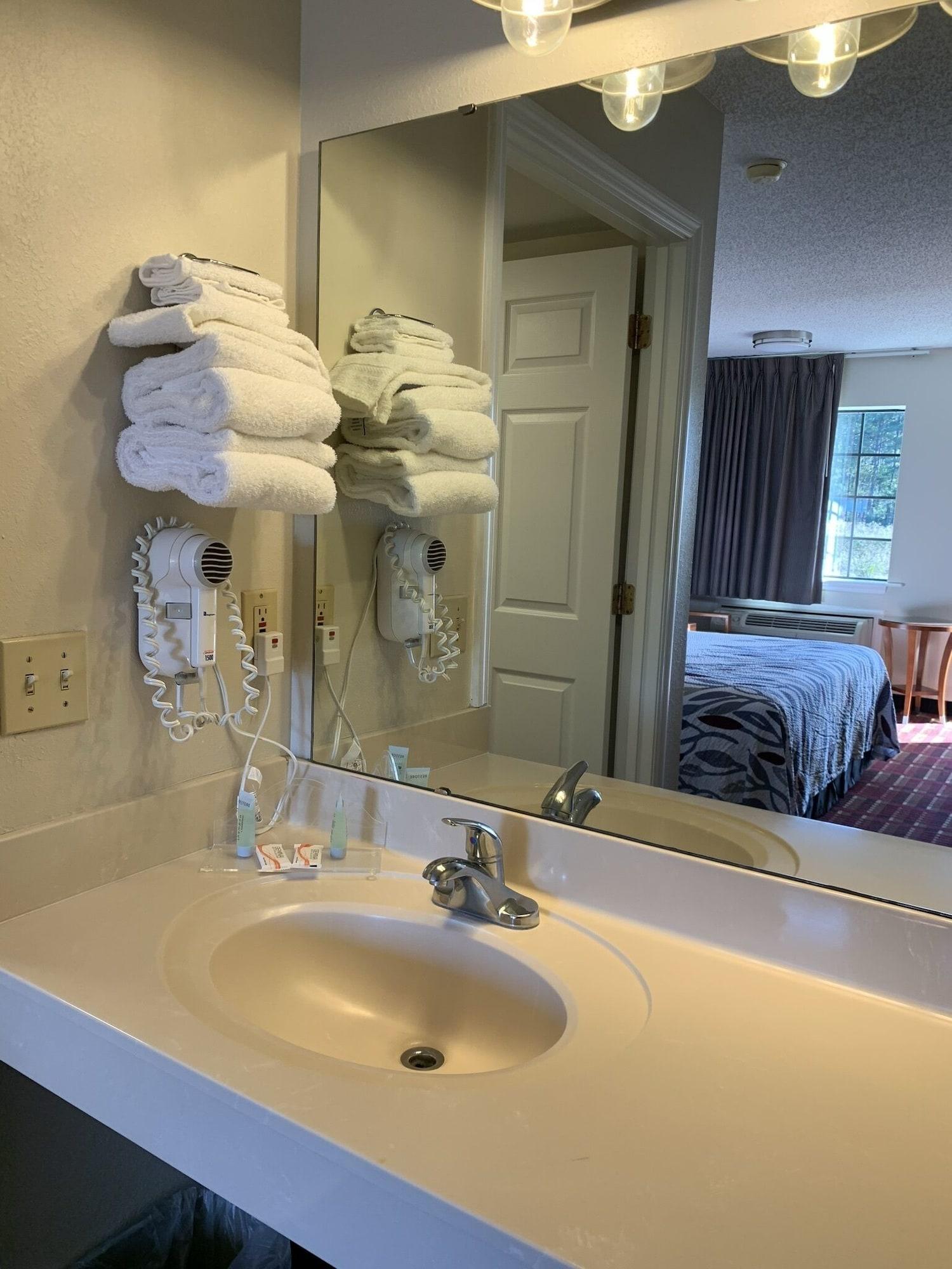 Equipamiento de Habitación Peach Tree Inn