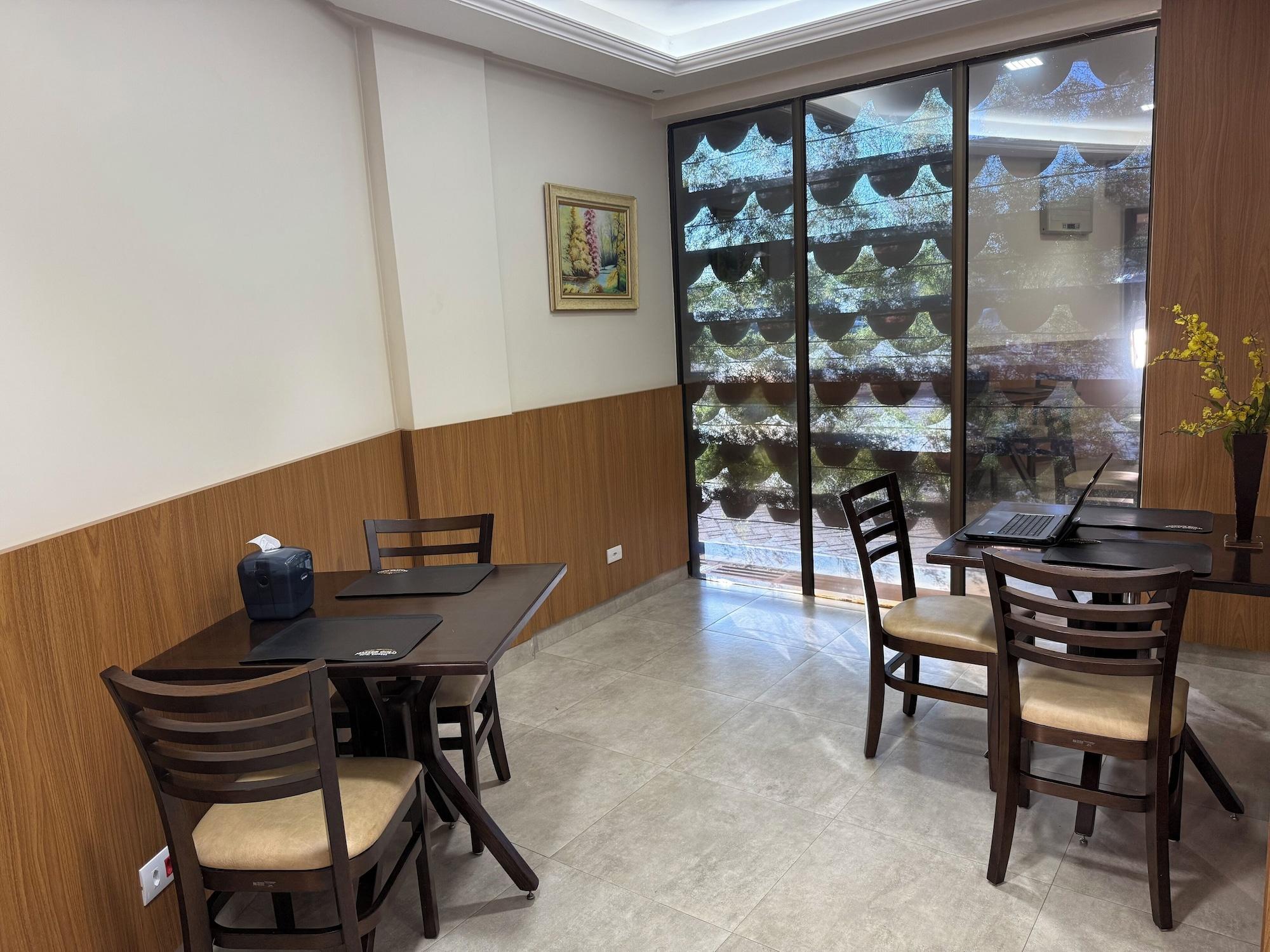 Sala de Reuniones Master Gold Express Hotel