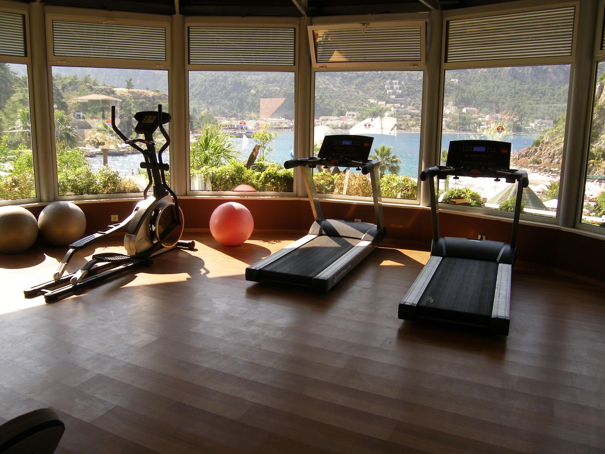 Gimnasio Turunc Resort