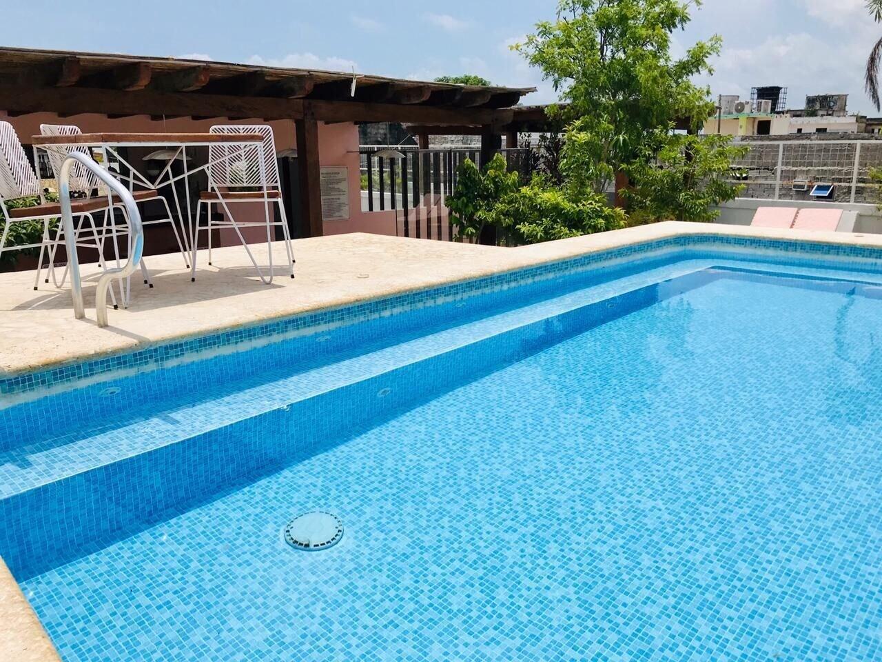 Vista Piscina Soy Local Insignia