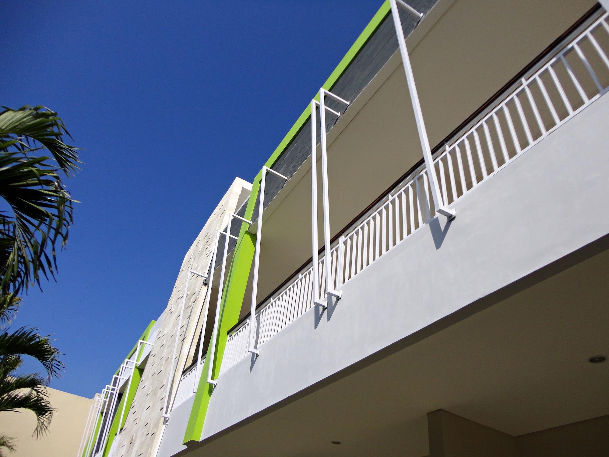 Vista Exterior Nakula Stay Kuta