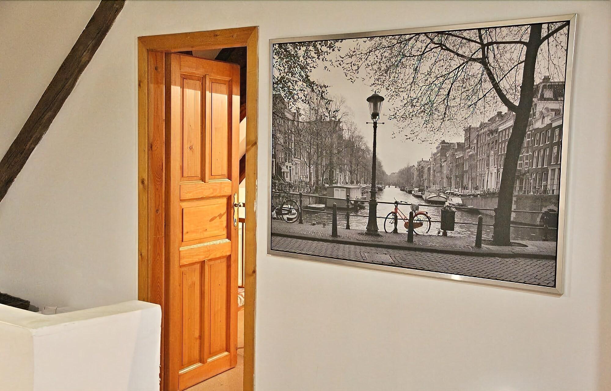 Vista Lobby Auberge de Provence