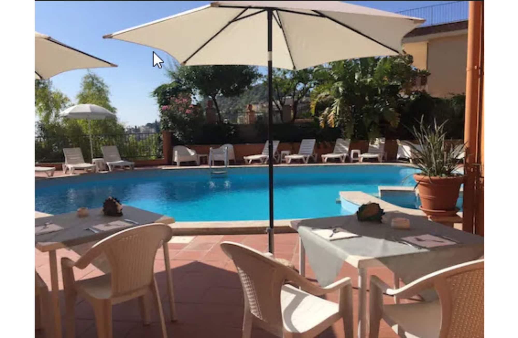 Varios Andromaco Palace Hotel