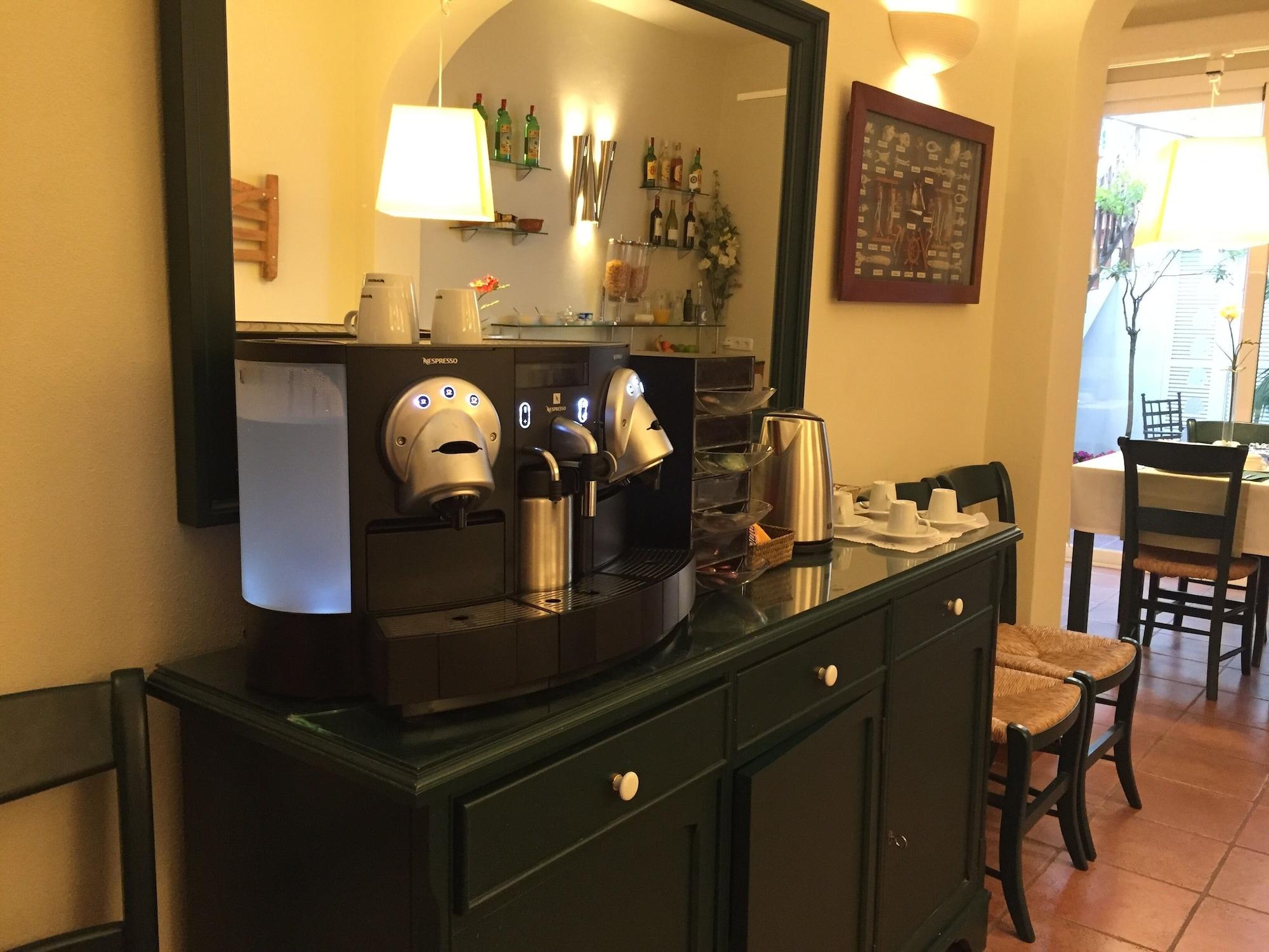 Bar/Salón Hotel Es Mercadal