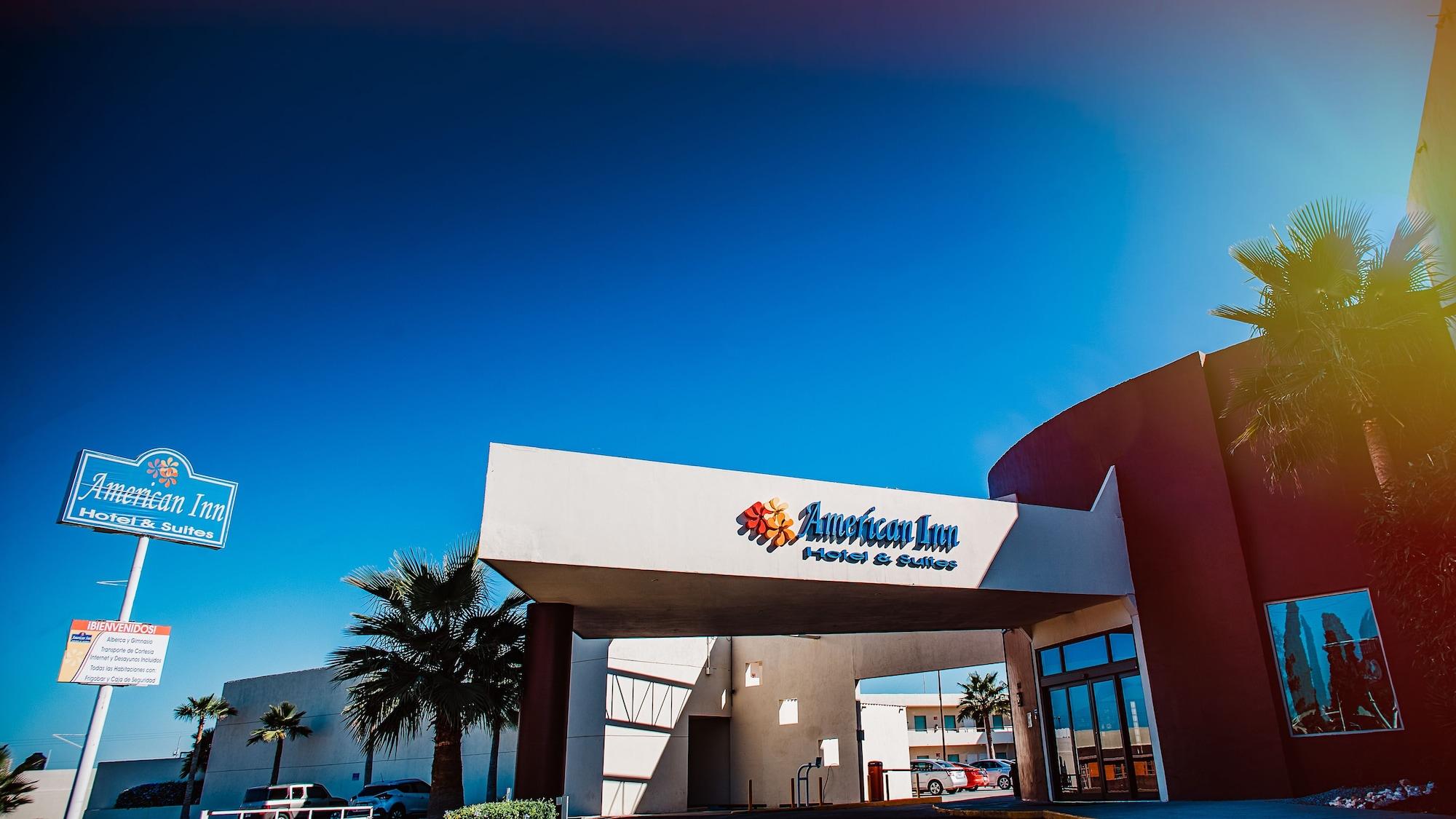 Vista Exterior American Inn Hotel & Suites Delicias