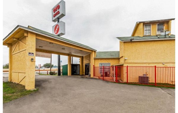 OYO Hotel San Antonio Lackland near Seaworld