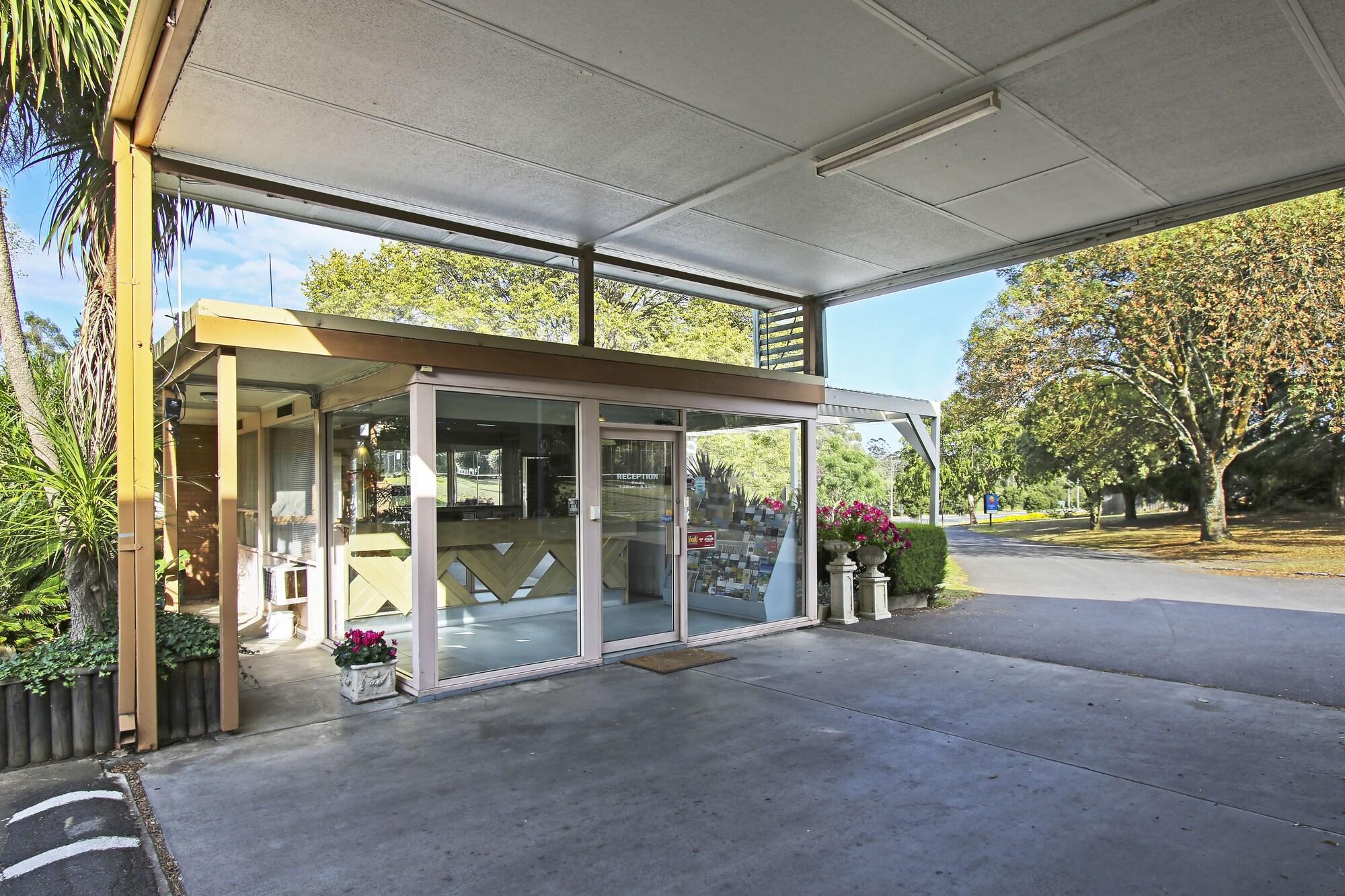 Vista Lobby Moe Parklands Motel