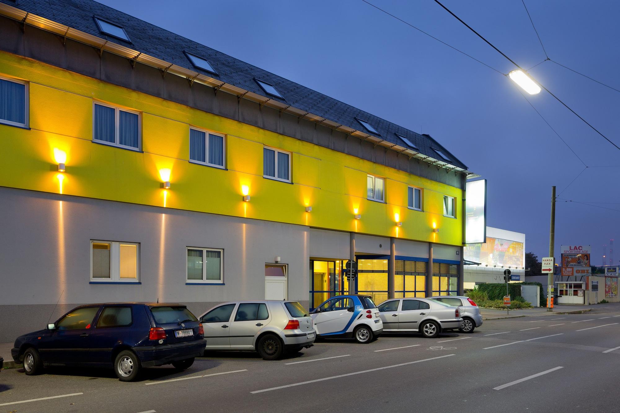 Vista Exterior Vienna Sporthotel