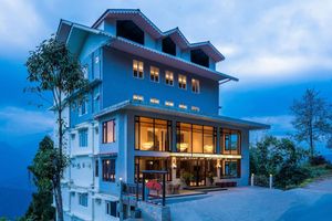 Alojamiento - Udaan Hotel Pine Crest