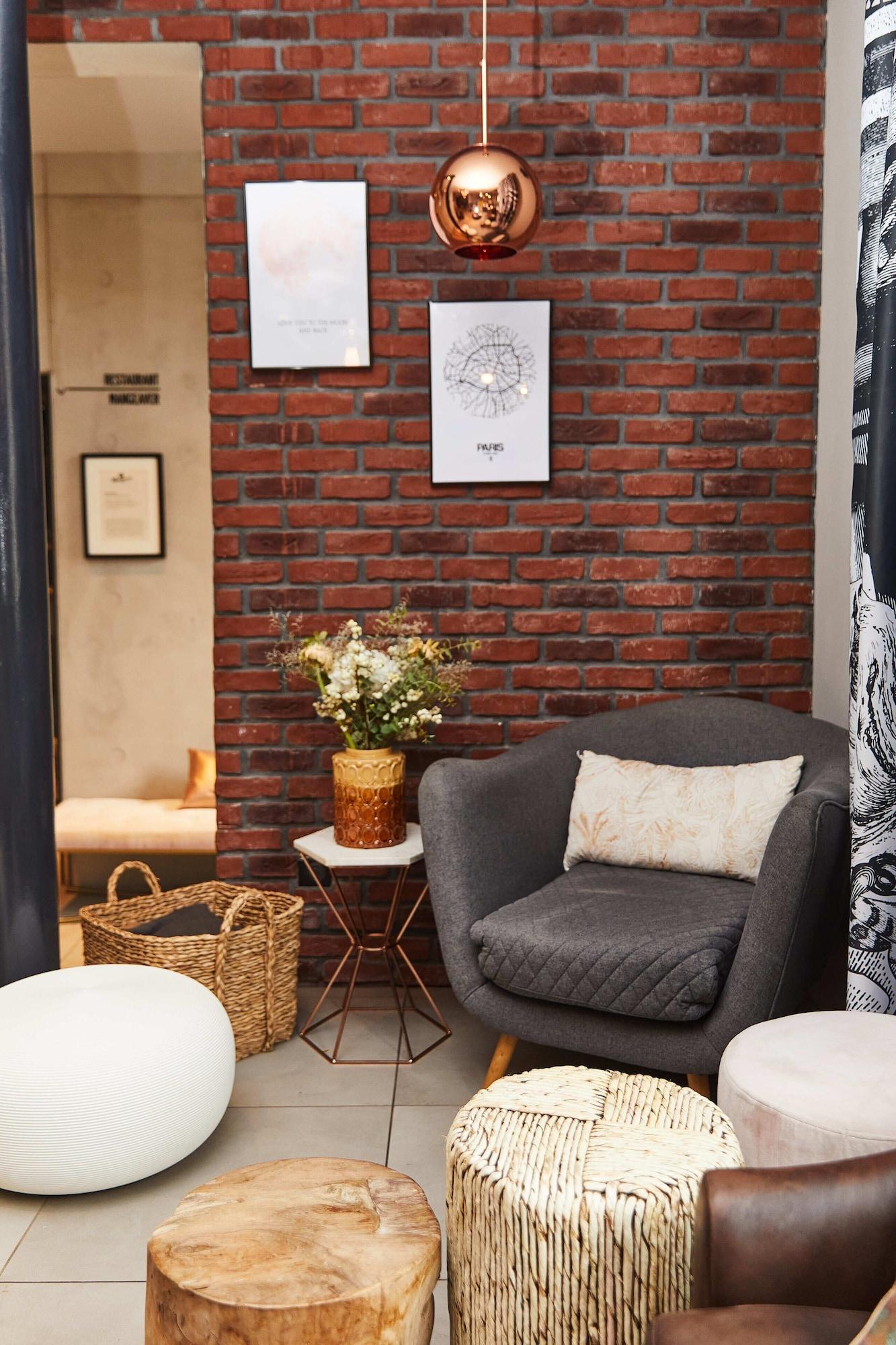 Vista Lobby Madrigal hotel