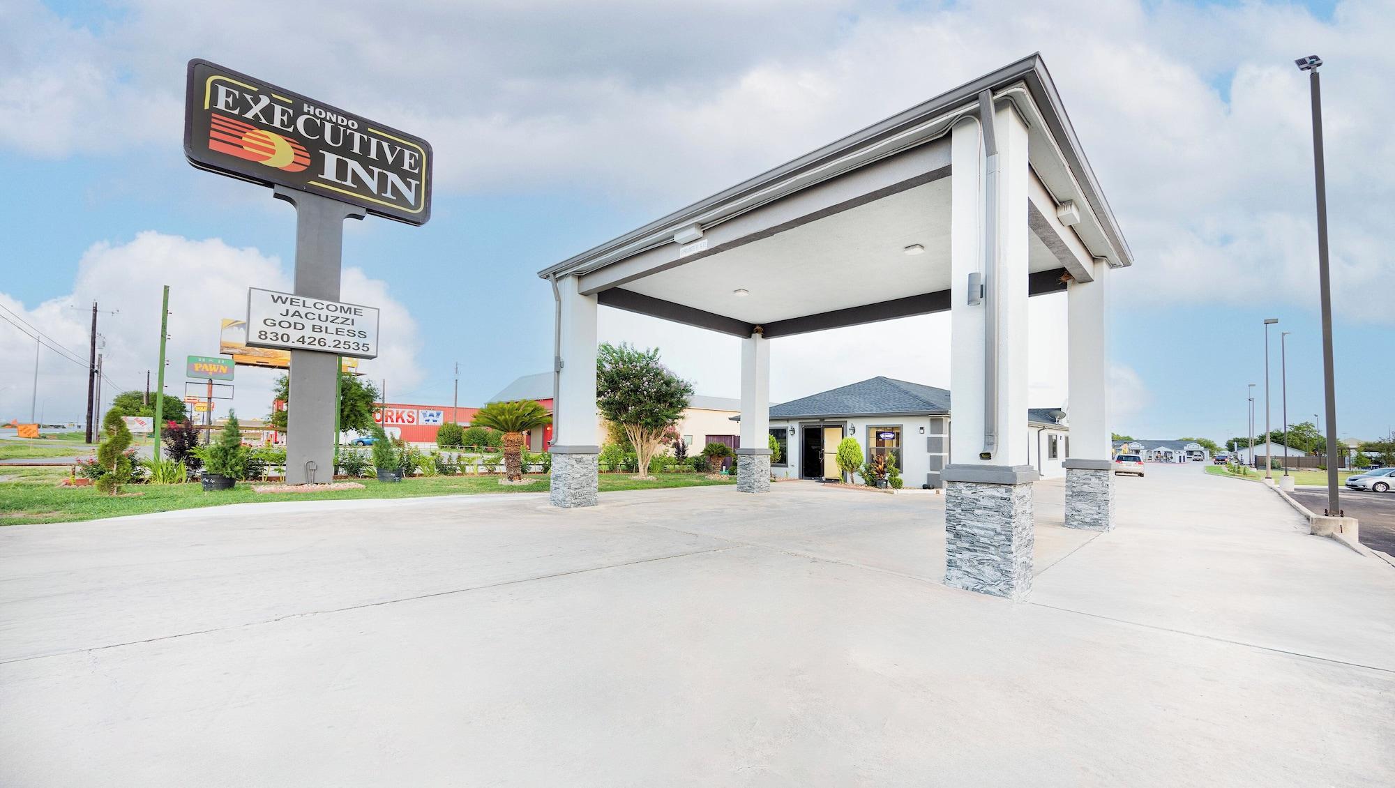 Varios Executive Inn of Hondo