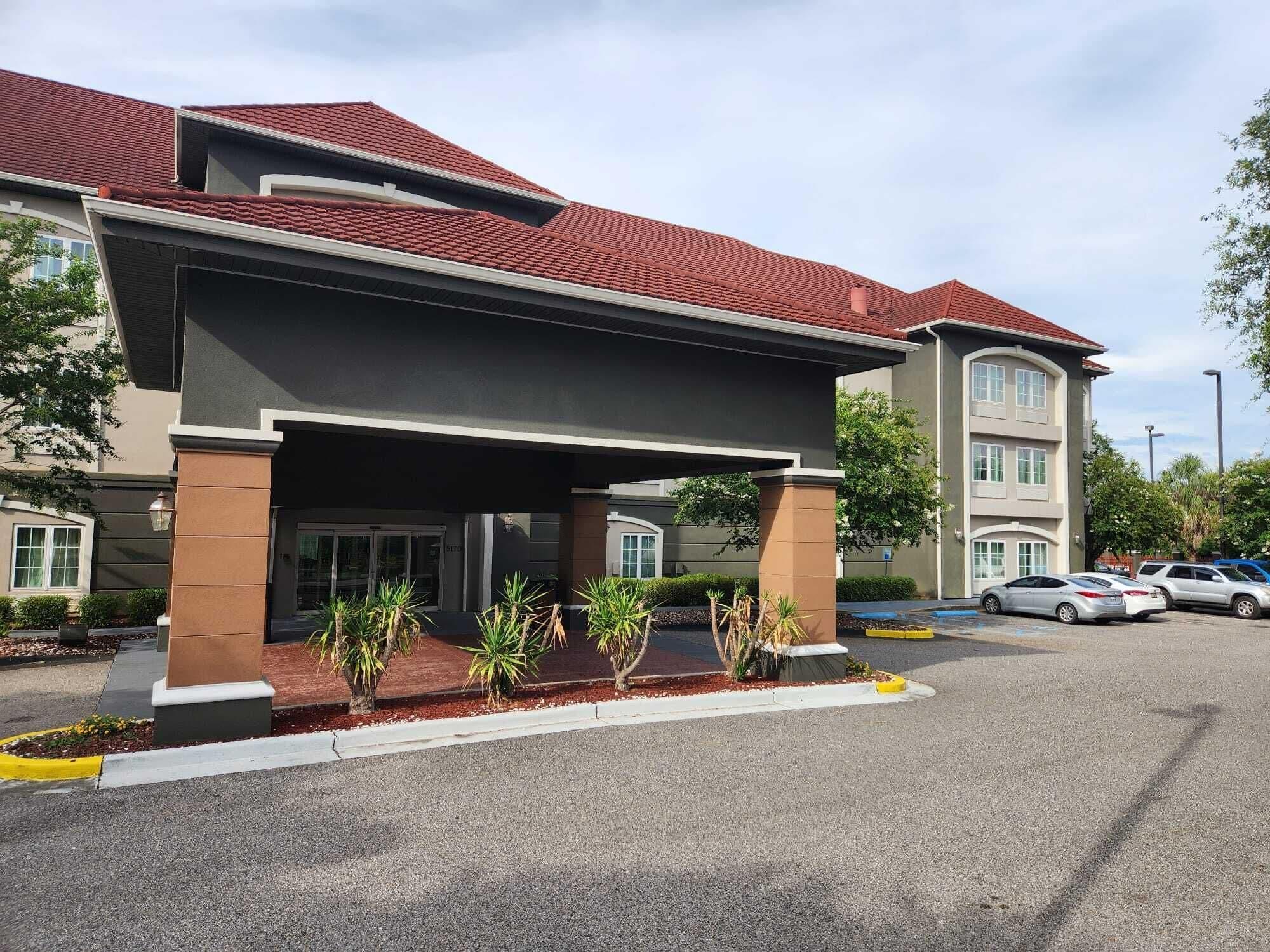 Varios Stay Express Inn & Suites - Mobile AL