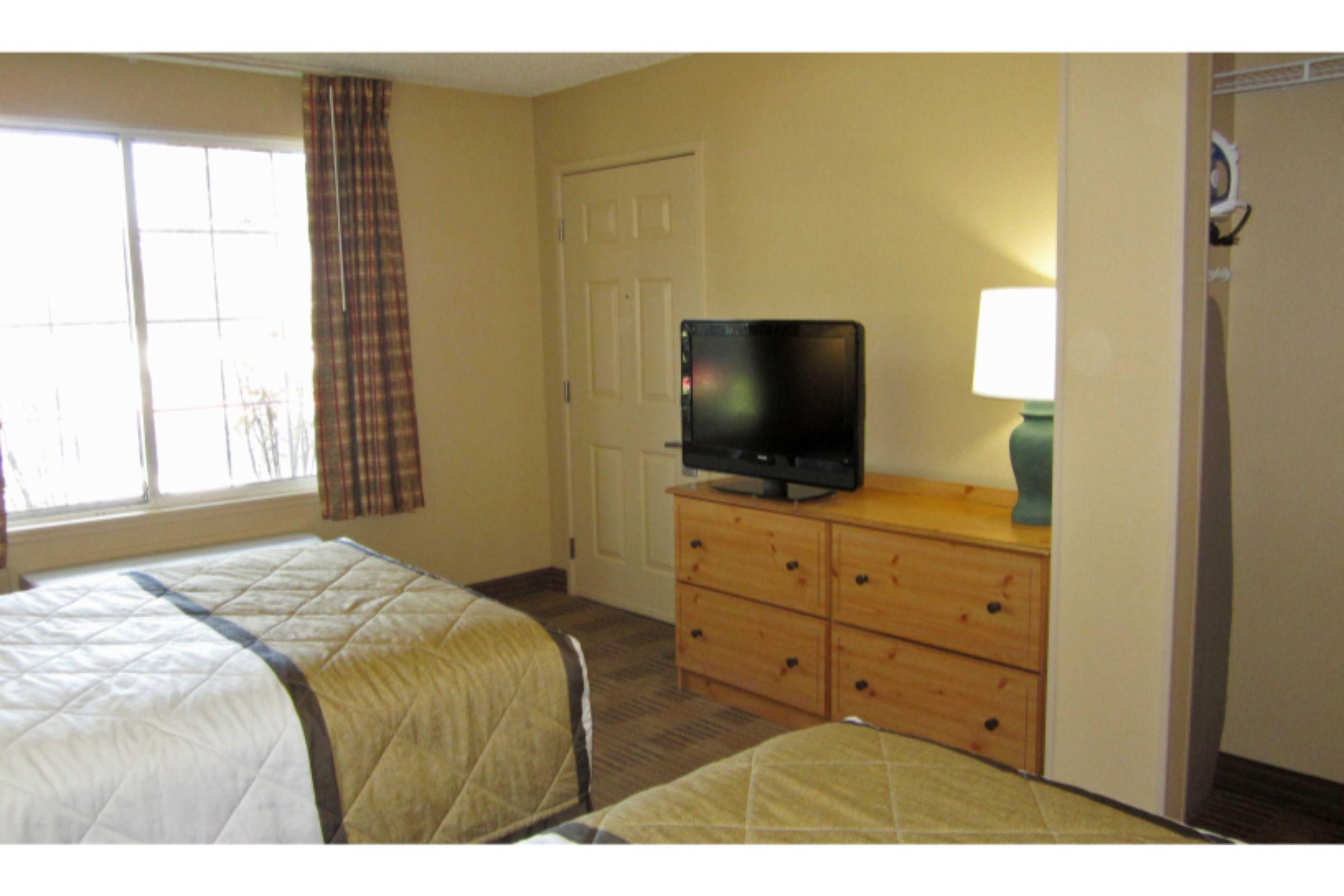 Vista Piscina Extended Stay America Suites Baltimore BWI Airport Aero Dr
