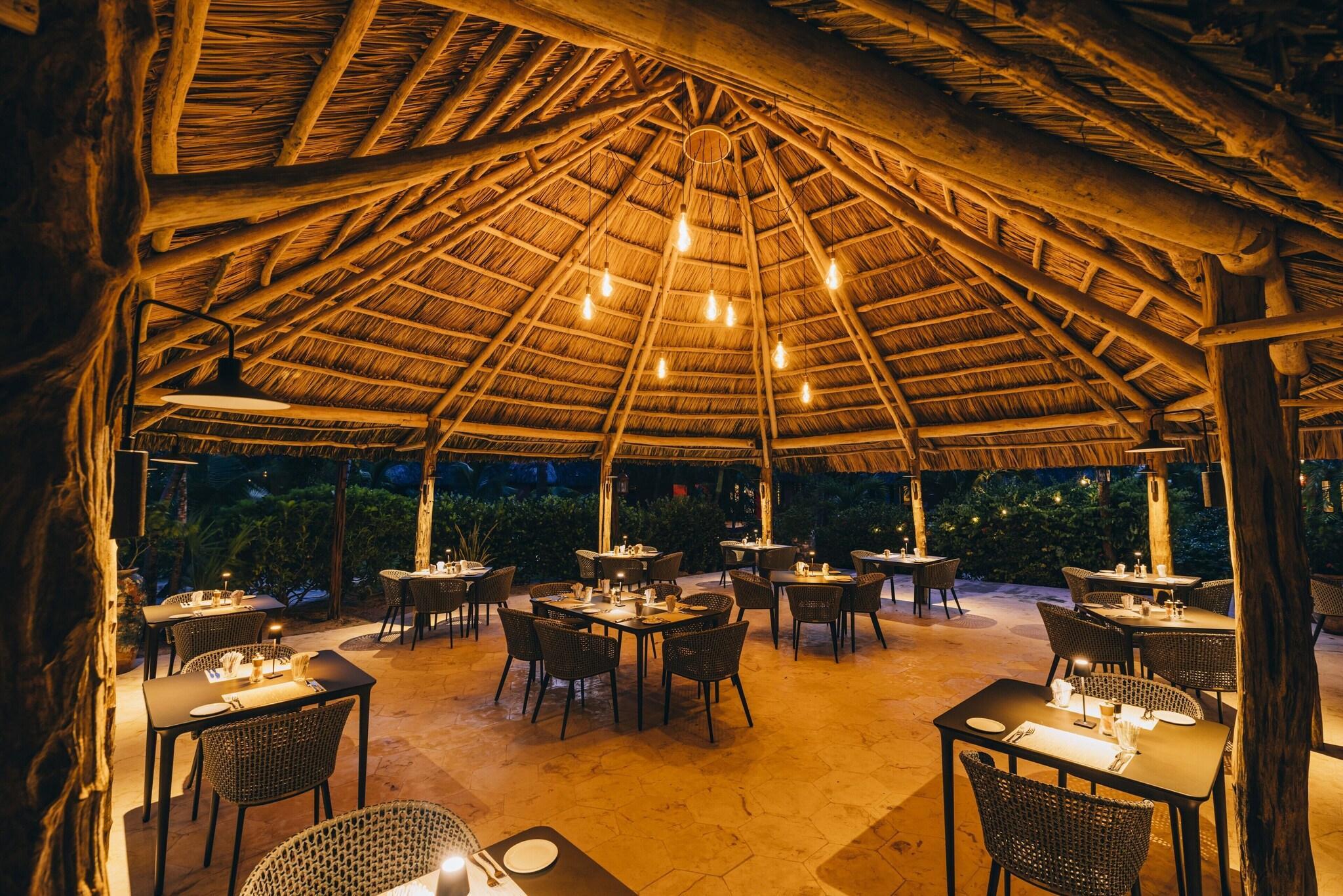 Restaurant Matachica Resort & Spa - Adults Only