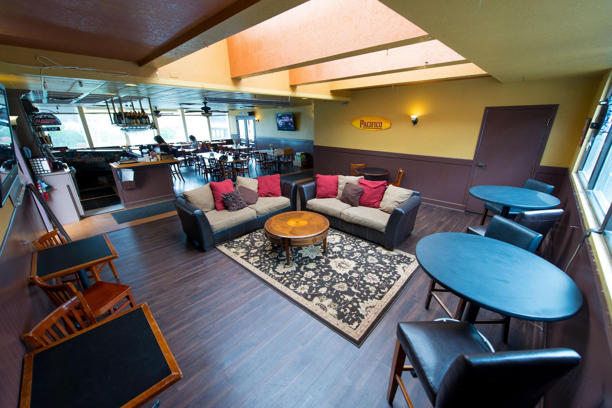 Bar/Salón Ramada by Wyndham Juneau