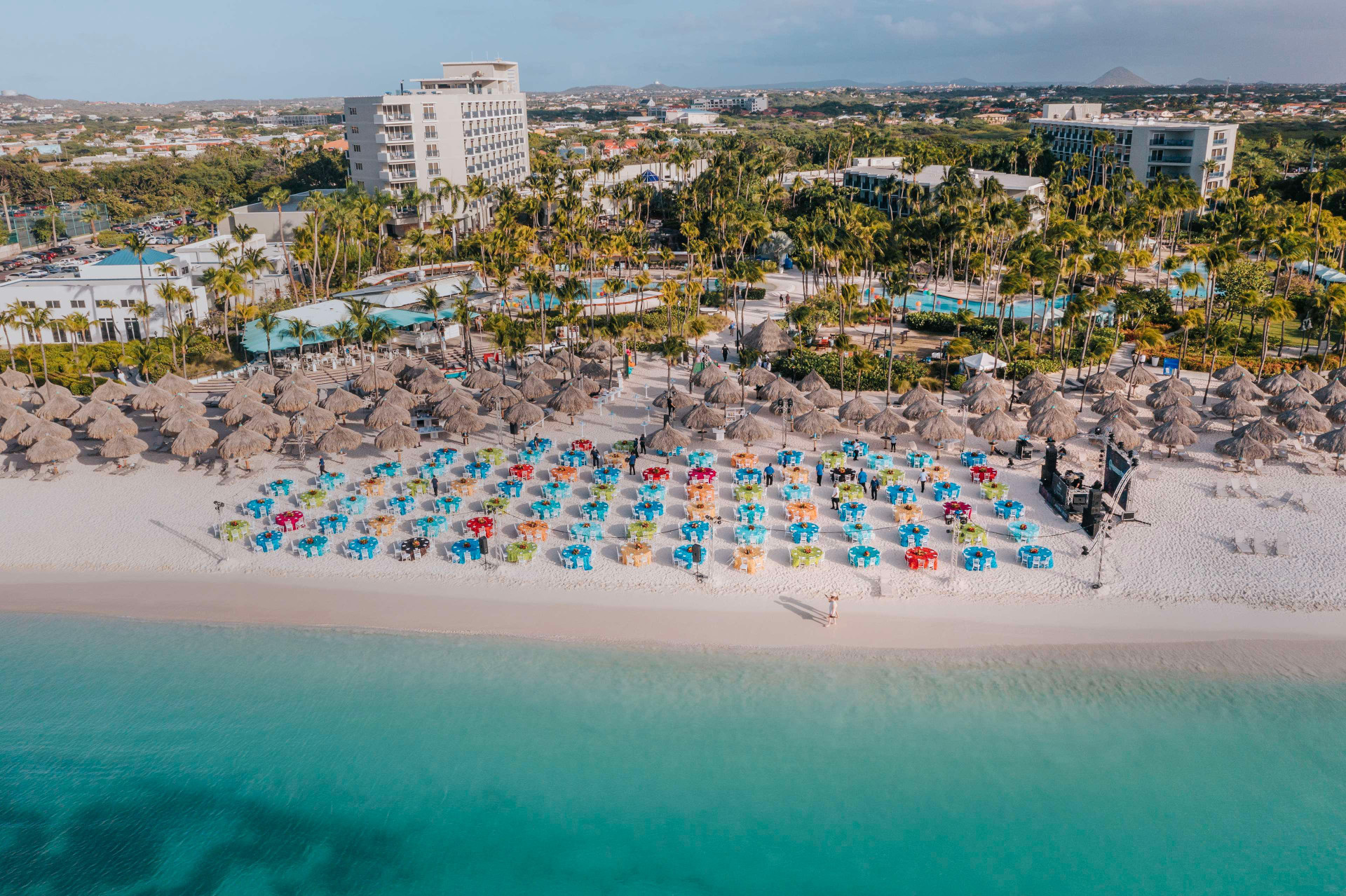 Vista Exterior Hilton Aruba Caribbean Resort and Casino