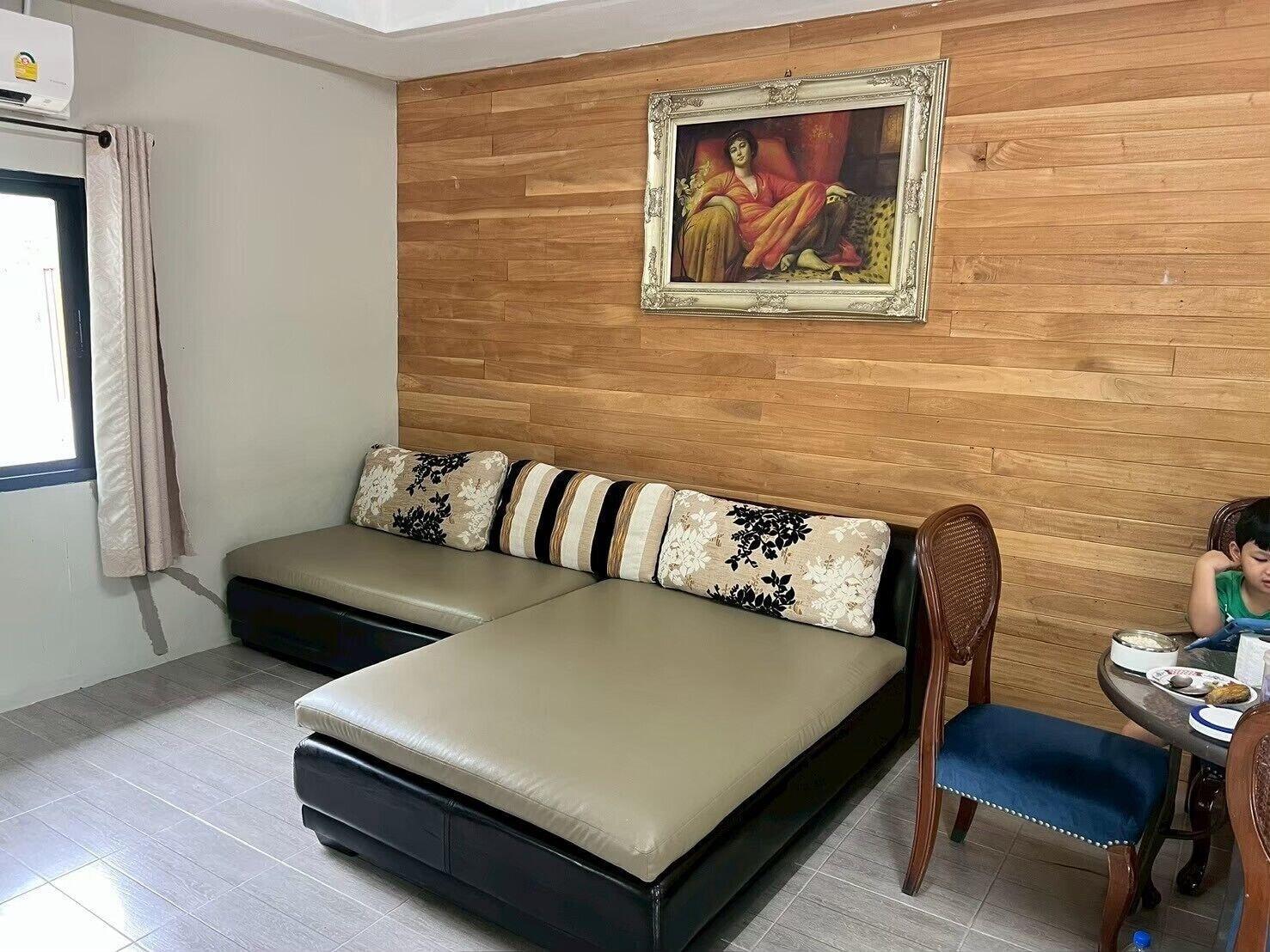 Varios Baan Suan View Dee Homestay