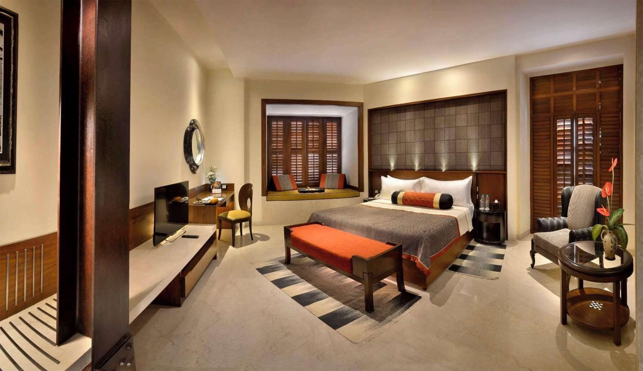 Vista Exterior The LaLiT Great Eastern Kolkata
