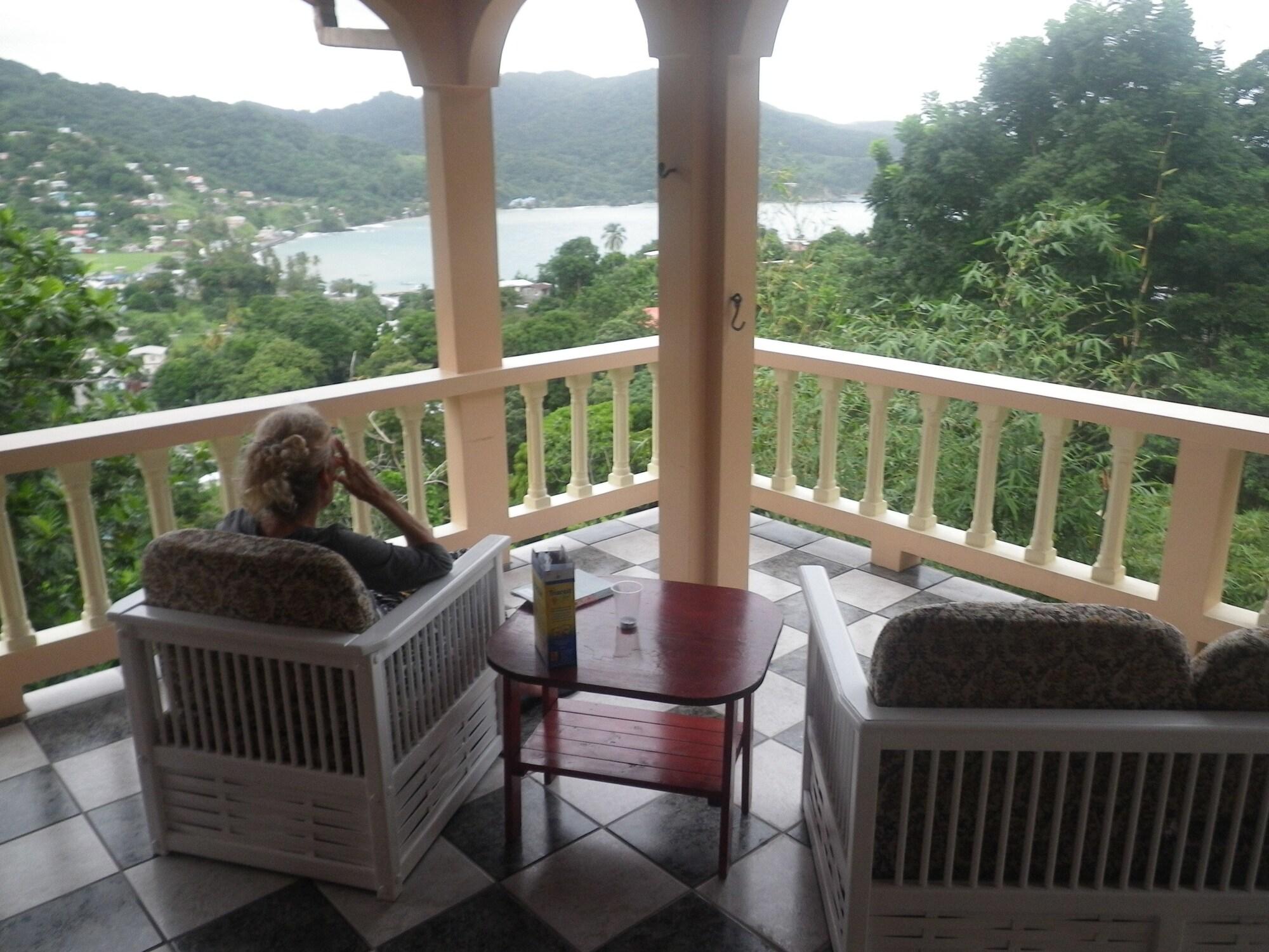 Varios Grand View Guesthouse