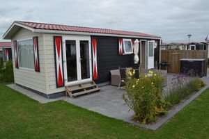 Alquiler Vacacional - Cozy chalet in Zeeland not far from the beaches, Veere, Domburg, Oostkapelle
