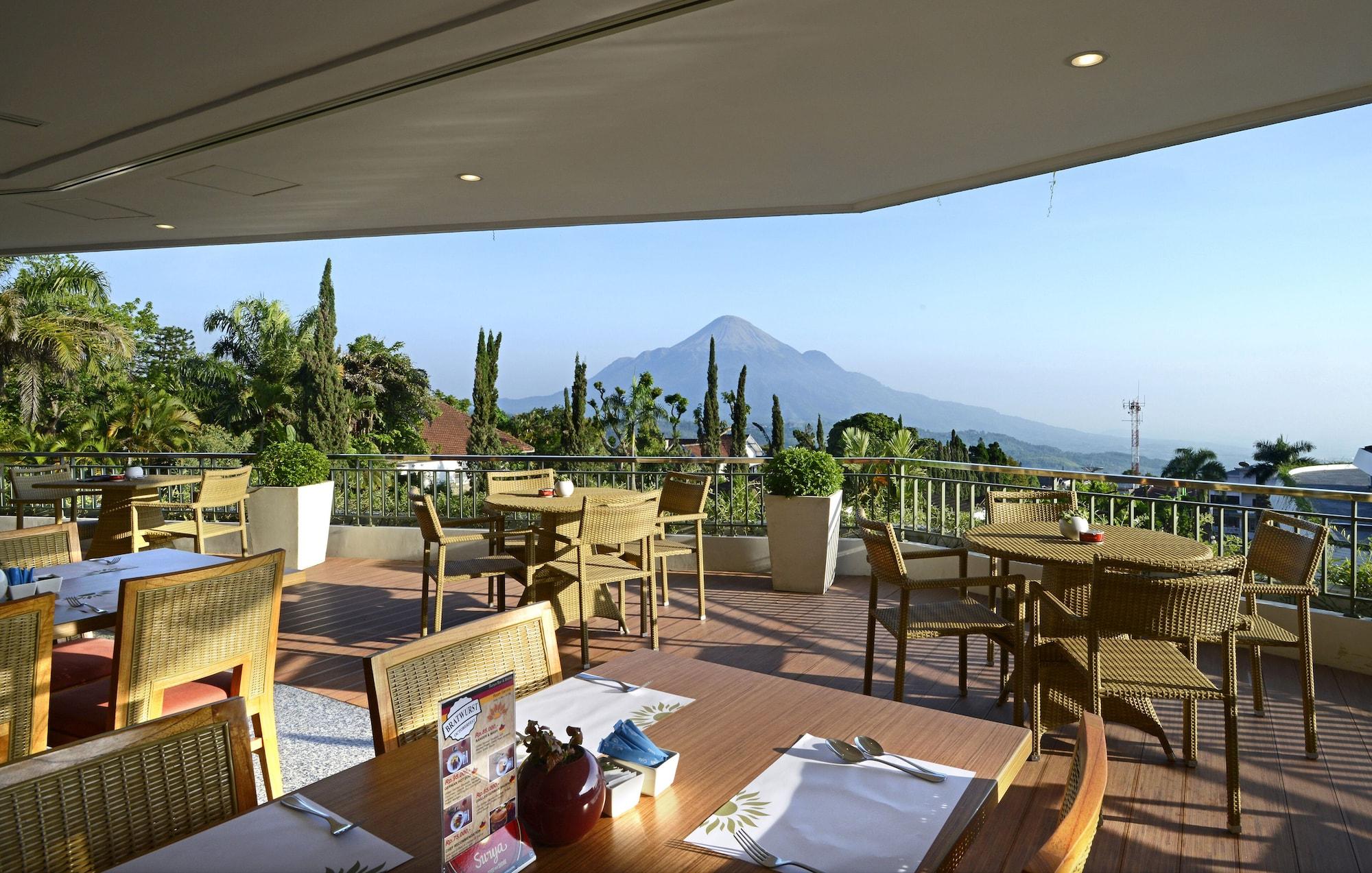Restaurant Surya Hotel & Cottages Prigen